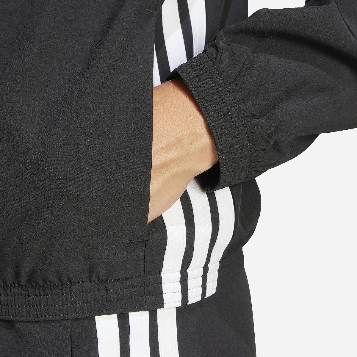 AN321032 Train Essentials 3-Stripes Woven Warm-Up Jacket