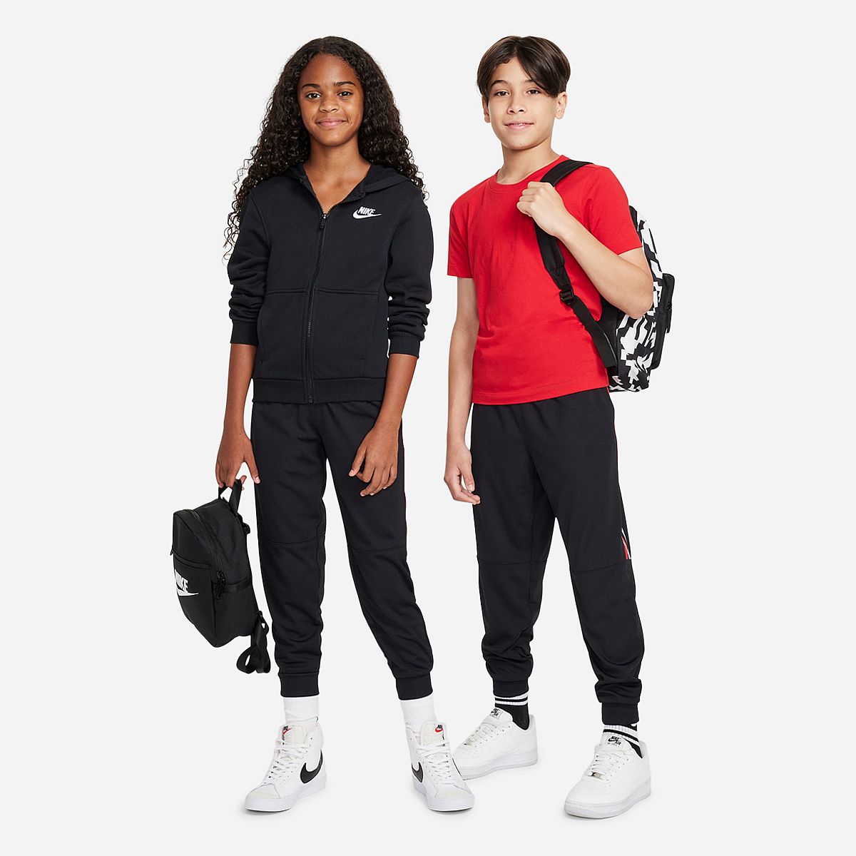 AN316742 Sportswear Club+ Joggingbroek Junior