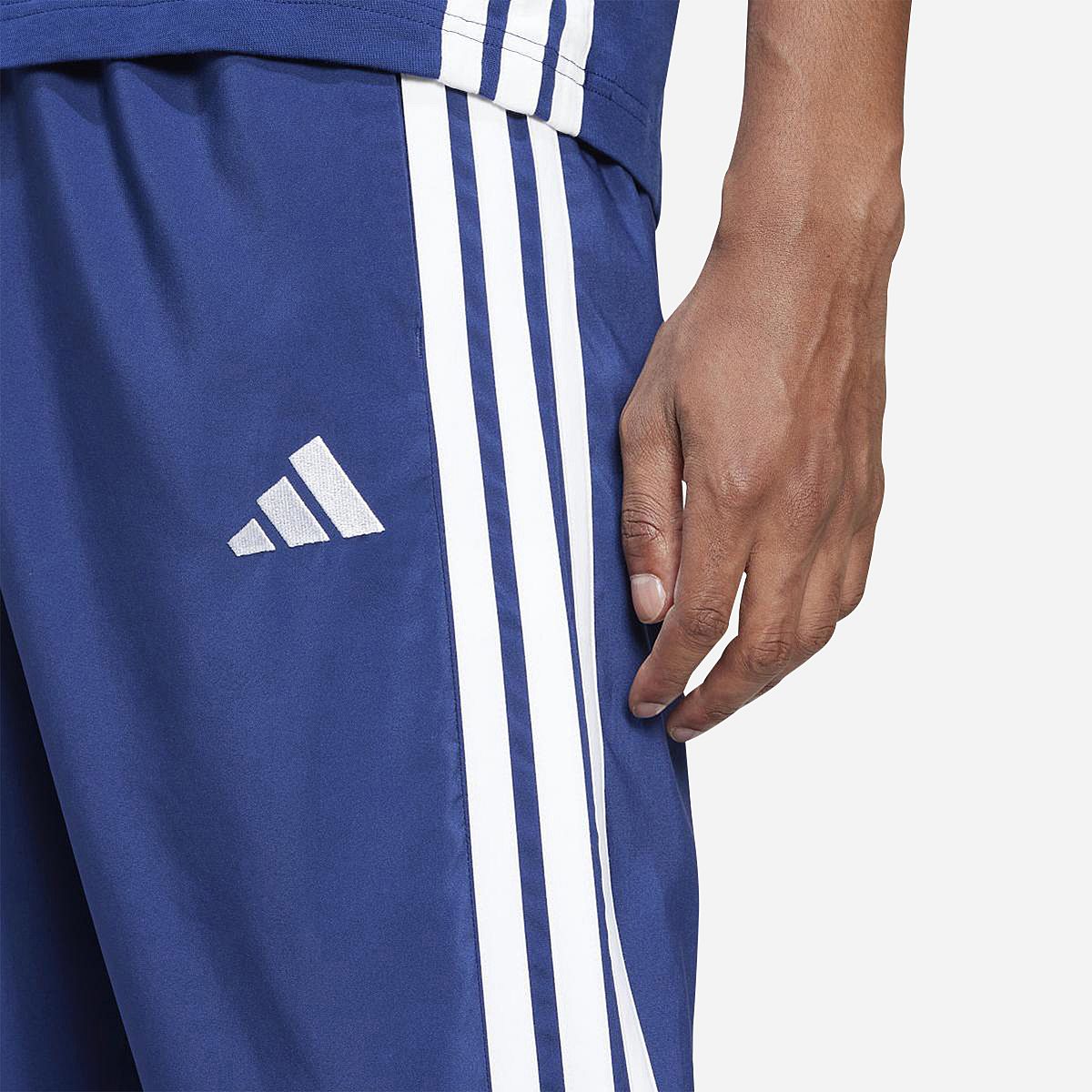 AN320995 Essentials 3-Stripes Stanford Joggers Open Hem