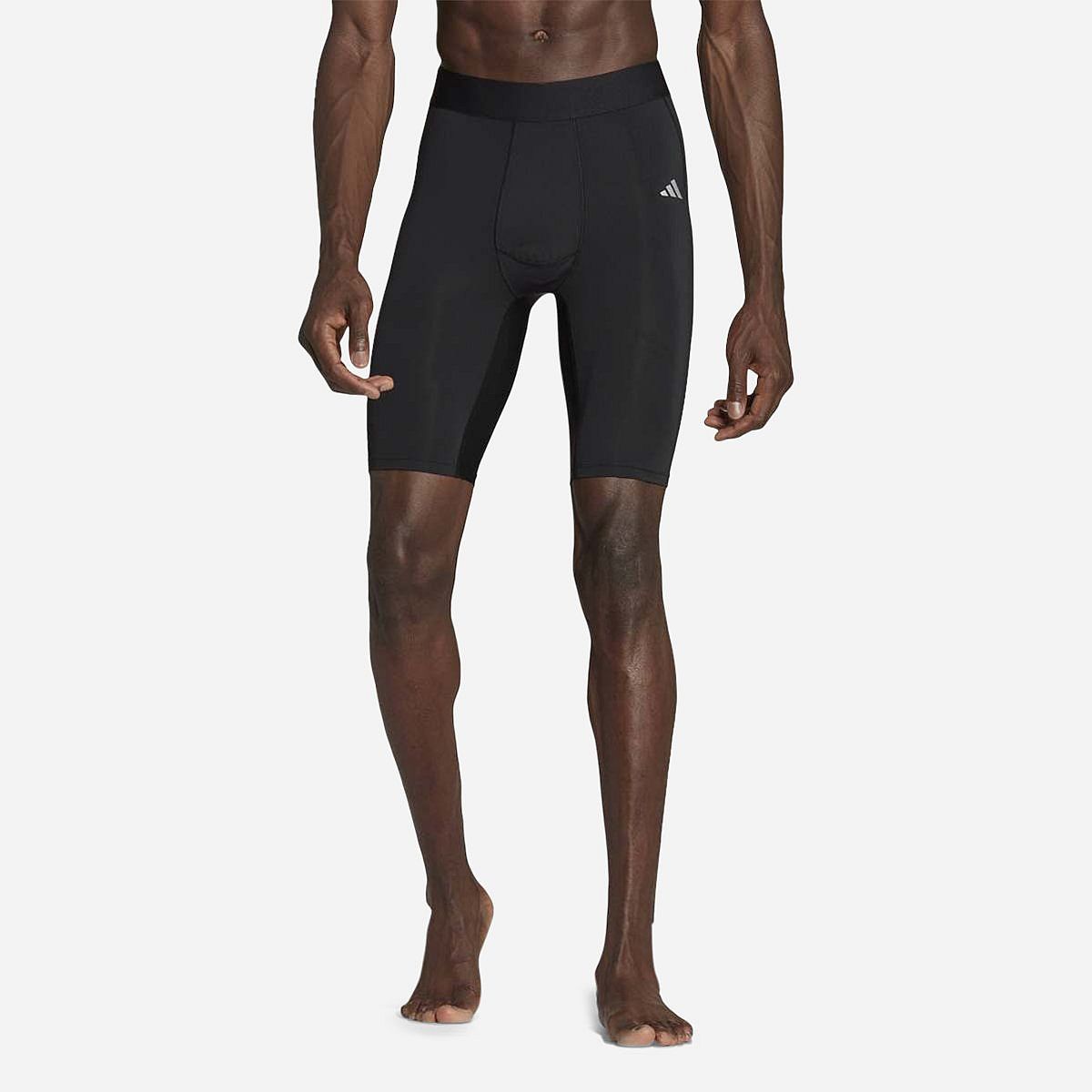 AN301817 Techfit AEROREADY Korte Tight Heren