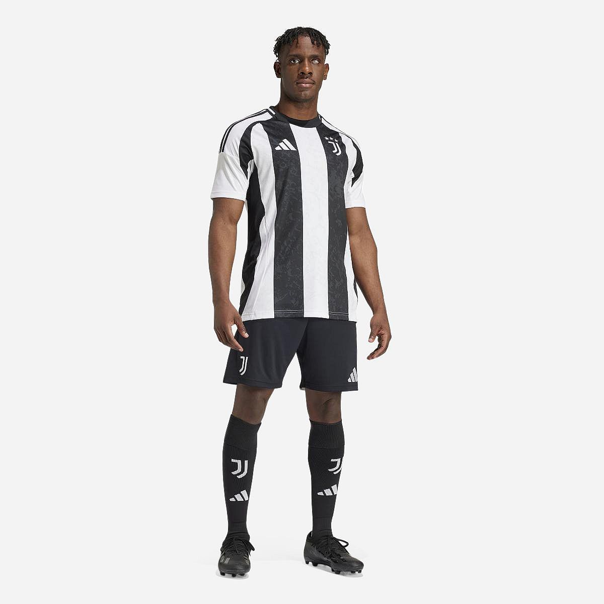 AN312174 Juventus FC Thuisshort 2024/2025 Senior - PRE-ORDER - Levering vanaf 30 juli