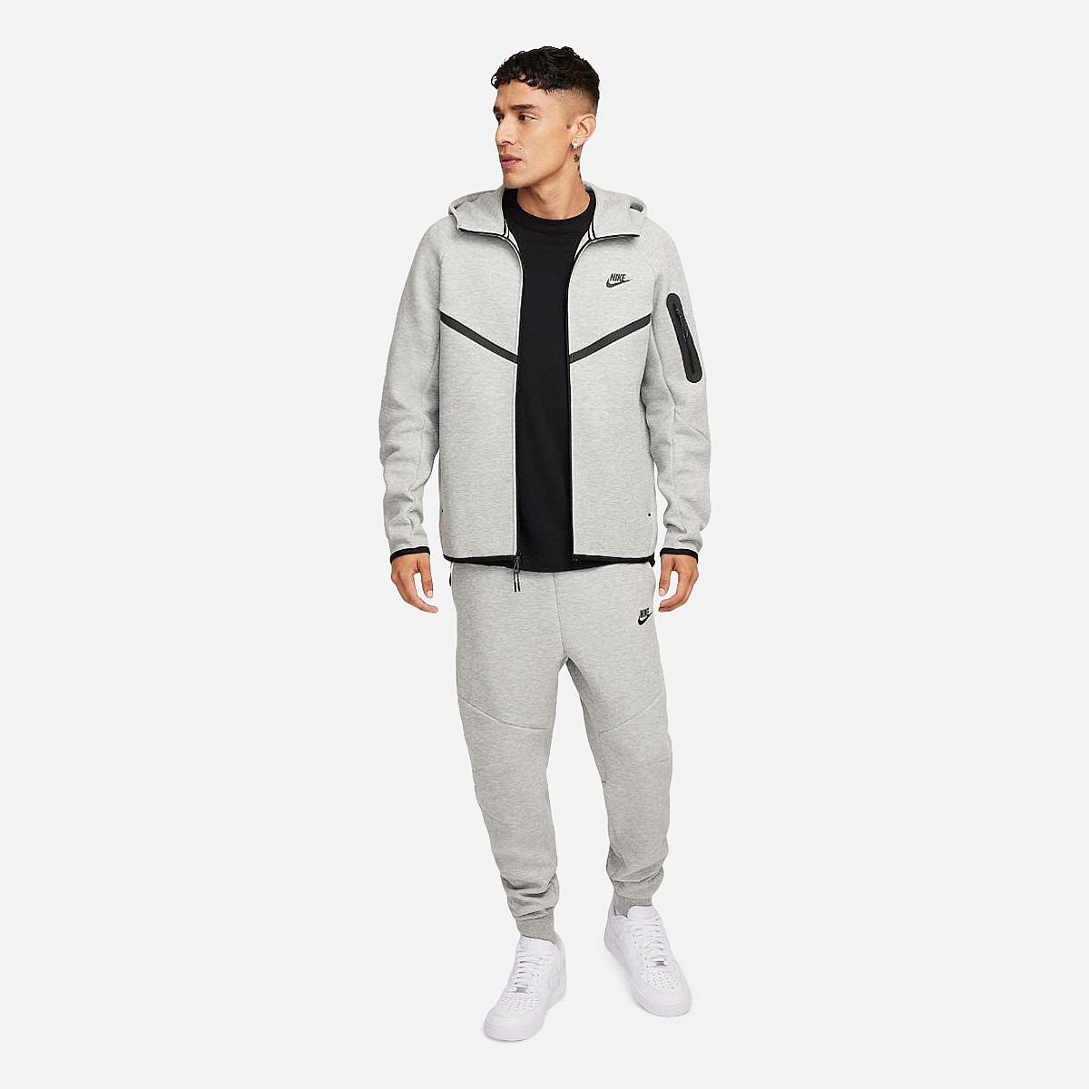 AN319013 Tech Fleece Hoodie Heren 2025