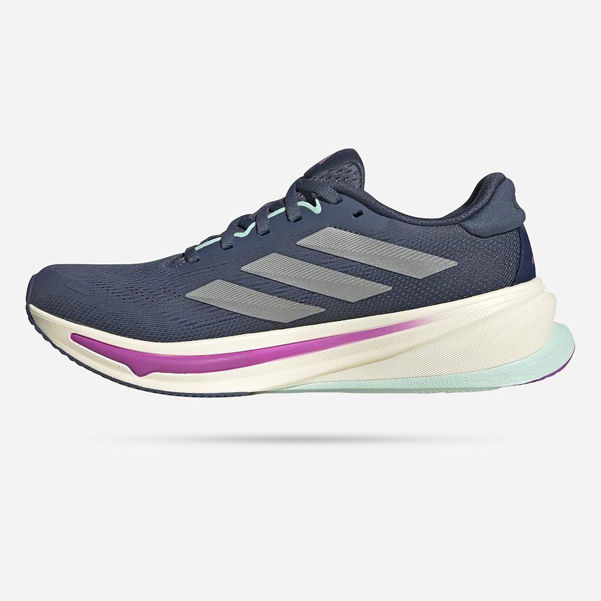 AN318870 Supernova Rise 2 Hardloopschoenen Dames