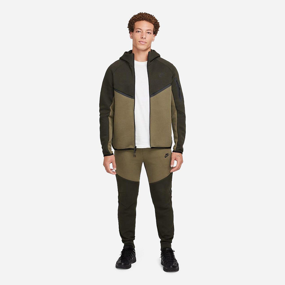 AN319014 Tech Fleece Hoodie Heren 2025