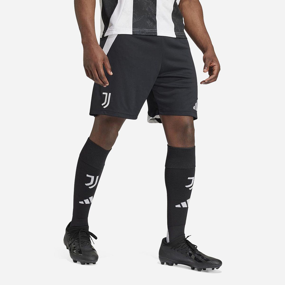 AN312174 Juventus FC Thuisshort 2024/2025 Senior - PRE-ORDER - Levering vanaf 30 juli