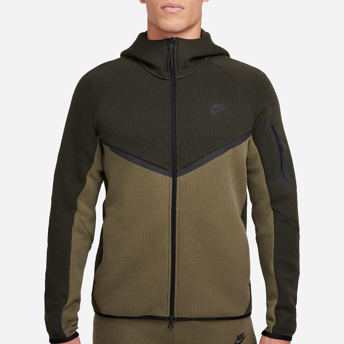 AN319014 Tech Fleece Hoodie Heren 2025