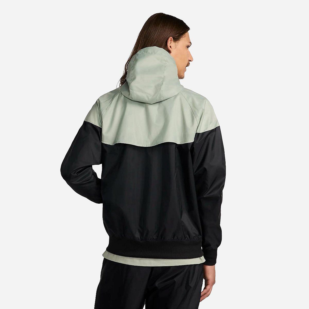 AN316672 Sportswear Heritage Essentials Windrunner