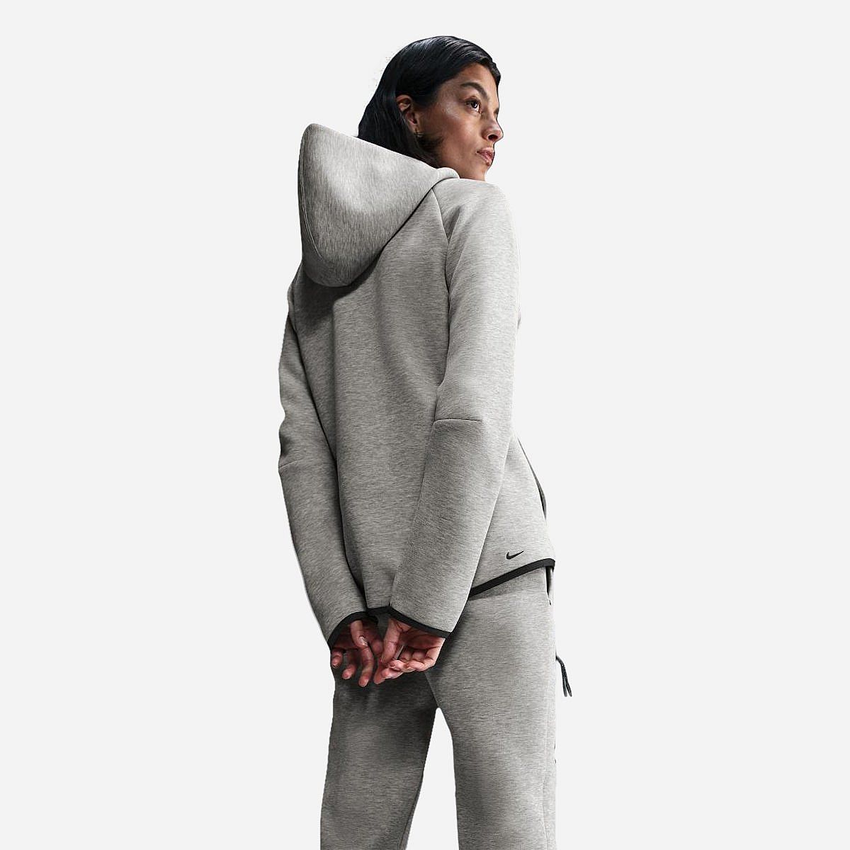 AN319042 New Tech Fleece Hoodie Dames