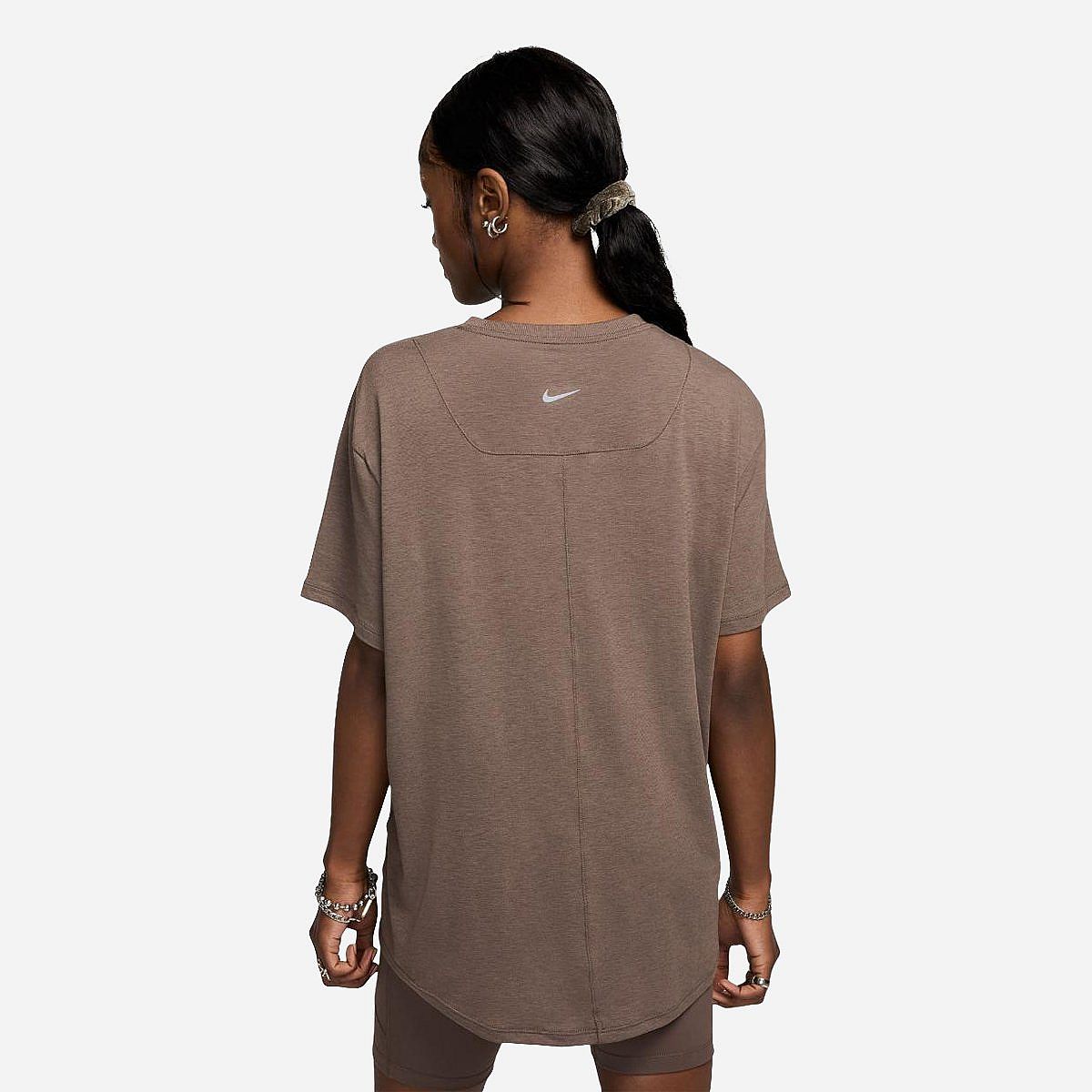 AN318784 One Relaxed Dri-Fit T-Shirt Dames