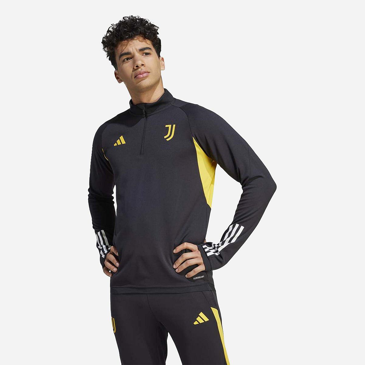 AN299639 juve tr top