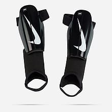 Nike Charge Soccer Shin Guard Junior