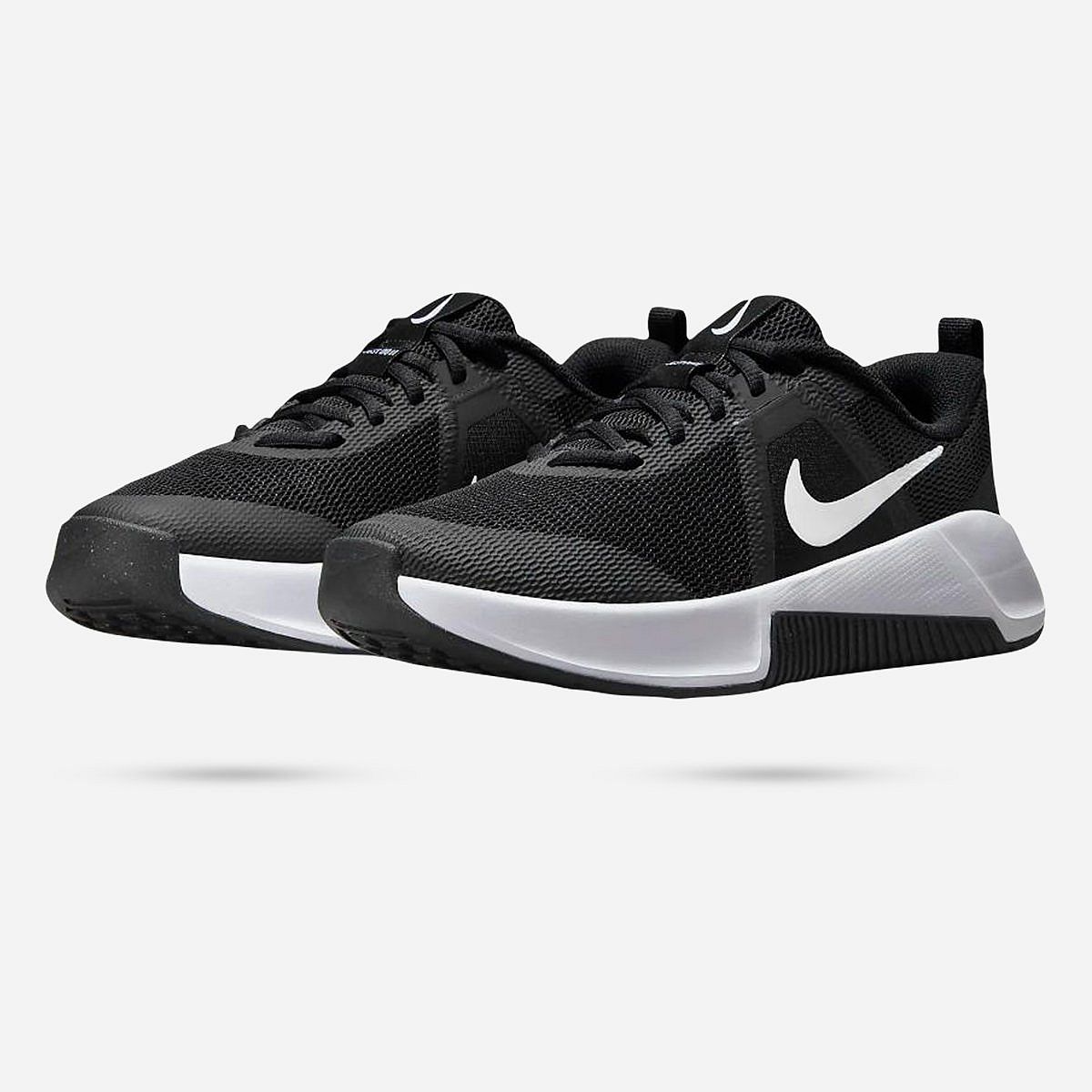 Nike MC Trainer 3 Fitness Schoenen Dames