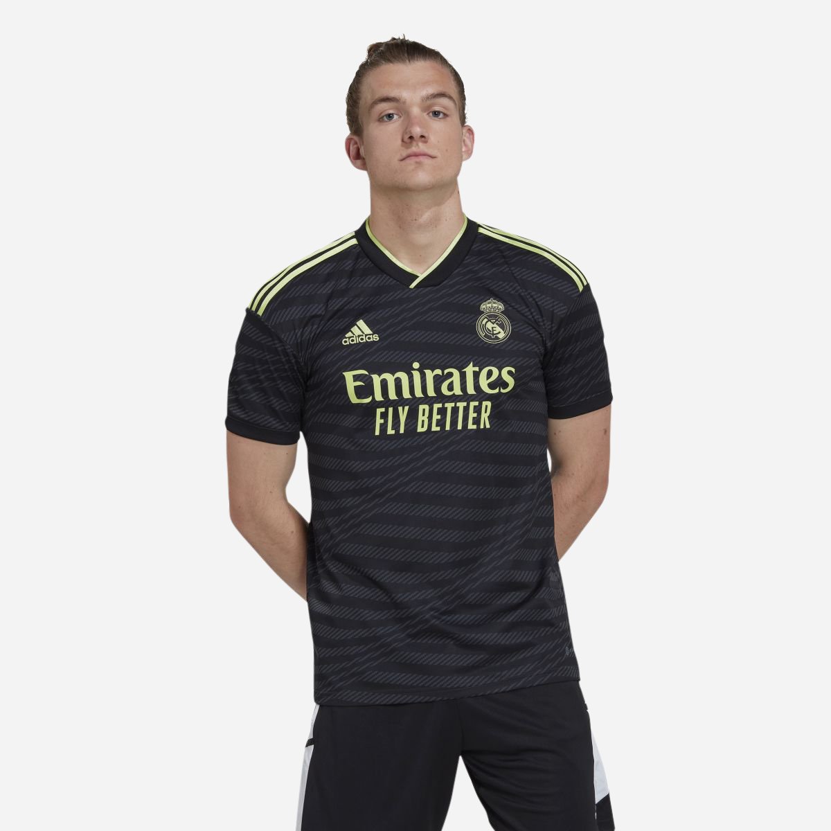 vers Verwaarlozing hersenen adidas Real Madrid 22/23 Derde Shirt | S | 216031