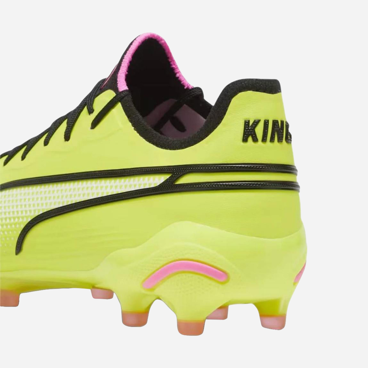 Puma king clearance kunstgras